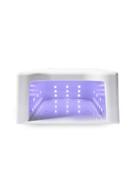 Lučka za nohte Illuminate